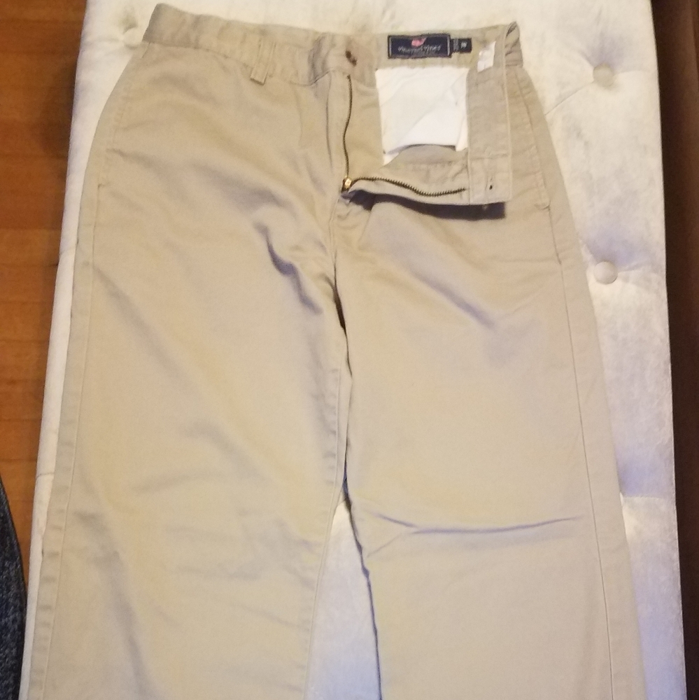 Vineyard Vines Khakis